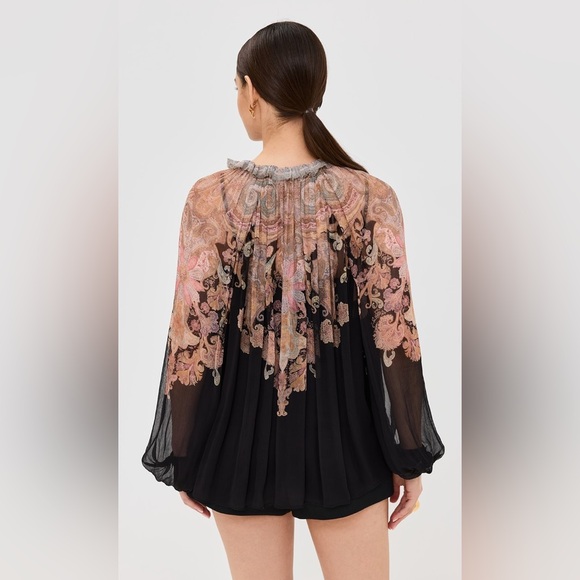 Zimmermann
Illustration Billow Blouse - Picture 2 of 11